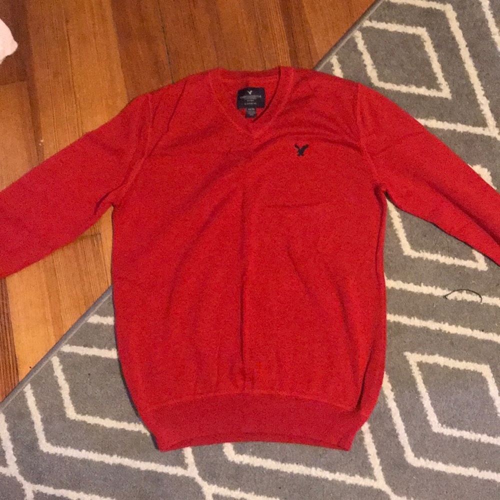 American Eagle V Neck sweater